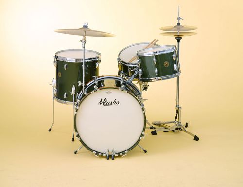 Four piece set pictured with Cadillac Green lacquer finish front